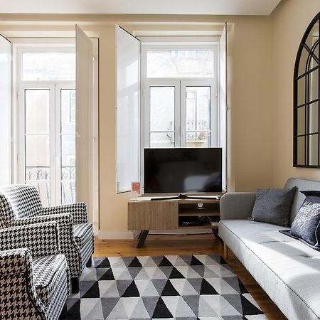 Joivy Graca Deluxe Apartments Lisbon Bagian luar foto