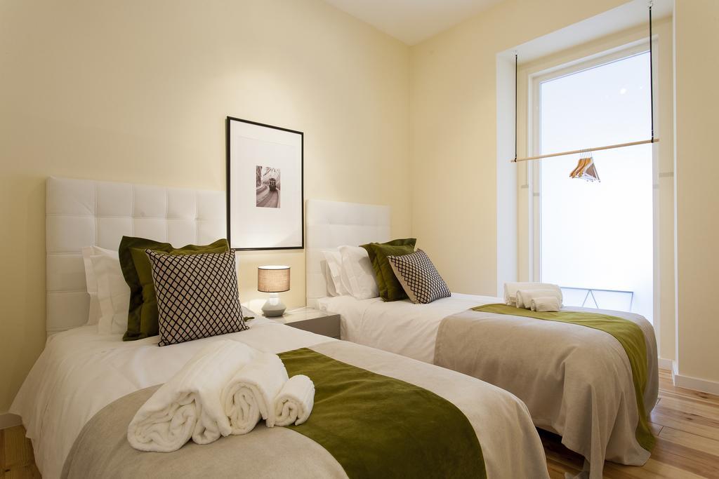 Joivy Graca Deluxe Apartments Lisbon Bagian luar foto