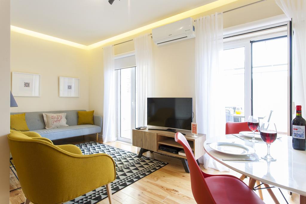 Joivy Graca Deluxe Apartments Lisbon Bagian luar foto