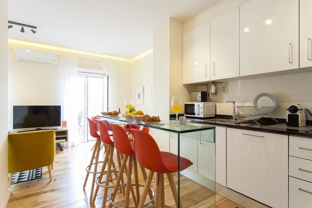 Joivy Graca Deluxe Apartments Lisbon Bagian luar foto